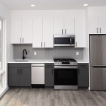 396 Summit Ave 1R