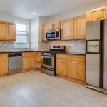 56 Hutton St 1