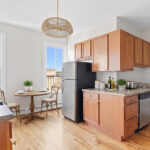 198 Bowers St 3