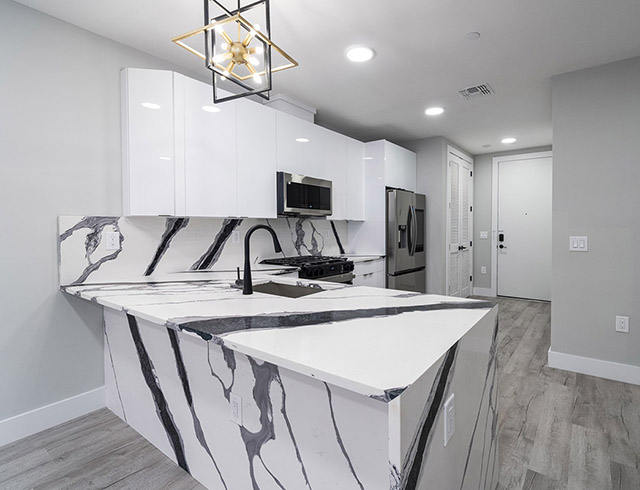 187 Culver Ave 302